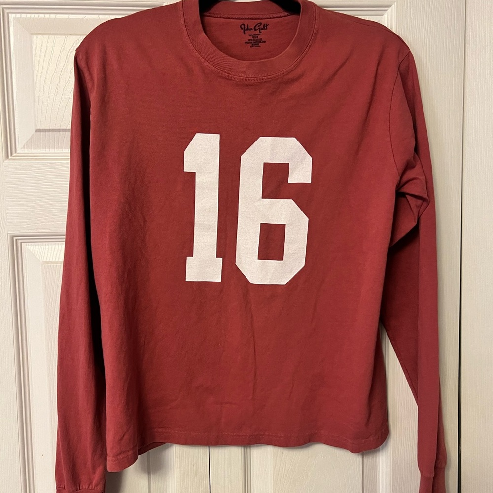john galt/brandy melville long sleeve 16 tee OS
